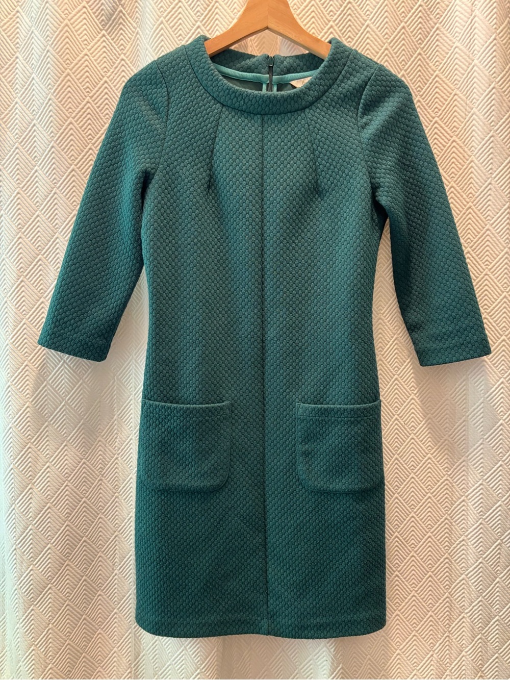 BODEN Green Textured Shift Dress 3/4 Sleeve Pocket Dress Honeycomb Texture 2